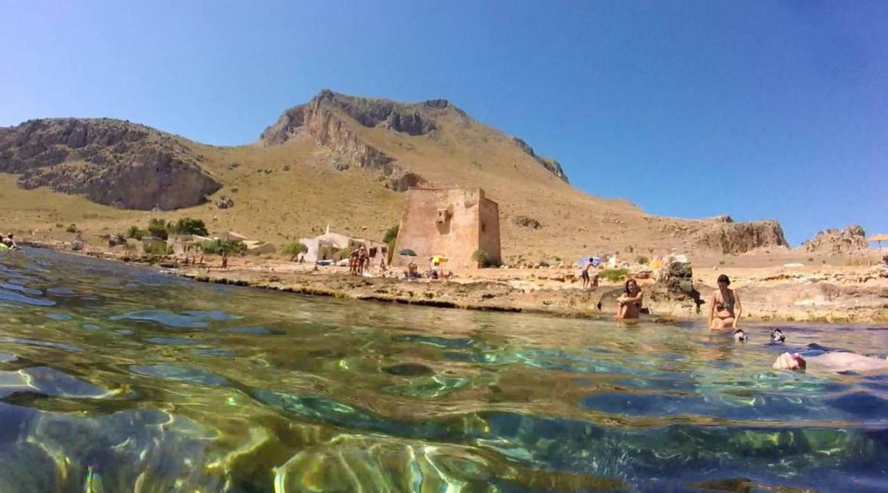 Casa Vacanza Siciliana Custonaci Exterior foto